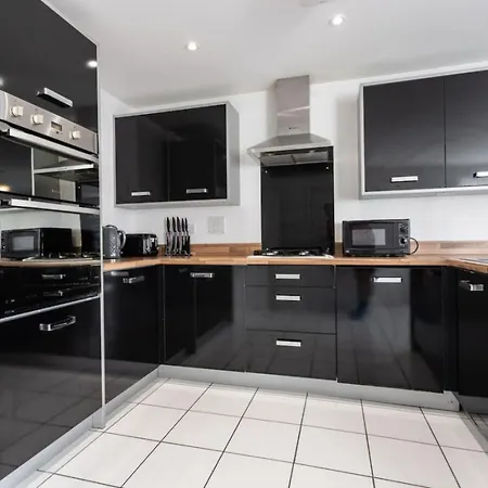 Overdrive Rd - Long Contractors By Shortstayuk Holiday home Bristol