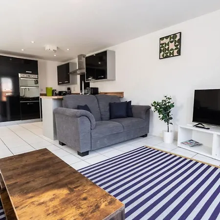 Holiday home Overdrive Rd - Long Contractors By Shortstayuk Bristol