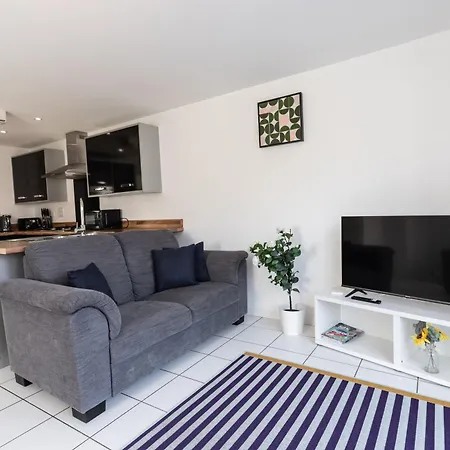 Overdrive Rd - Long Contractors By Shortstayuk Holiday home Bristol